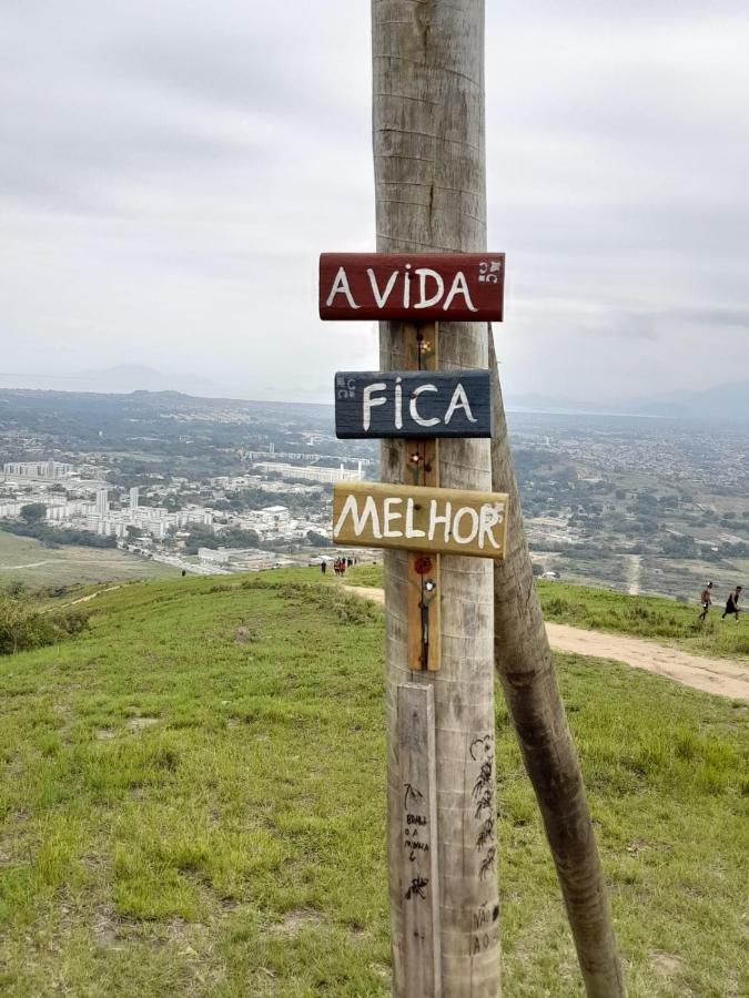 Espaço do Adilson é aconchegante e familiar. Río de Janeiro Exterior foto